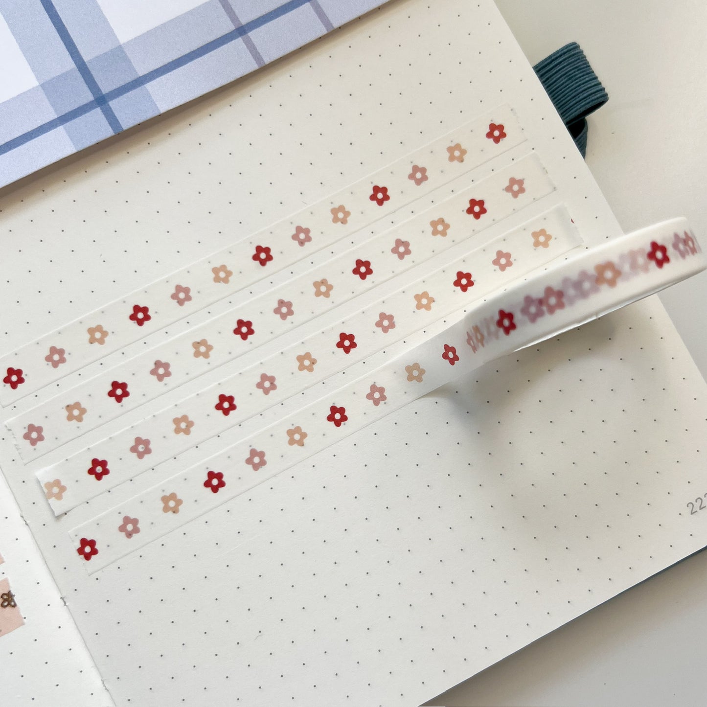 WT | Simple Red Flowers Washi Tape | 10mm x 10m | Collab with @createwithpen